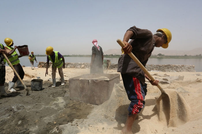 تخضير قطاع البناء في مصر: التطبيق الصناعي للخبث من الحديد والصلب الصناعة في بناء الطرق